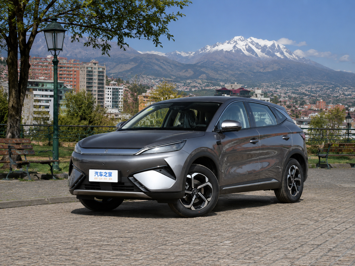 BYD Yuan Plus gris exterior