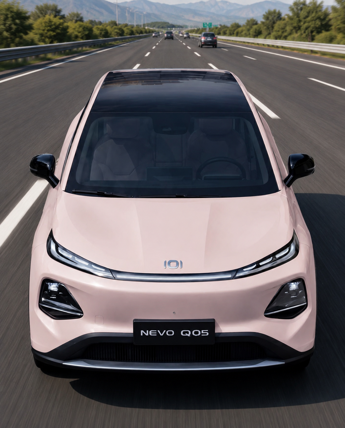 Changan Qiyuan NEVO Q05 en autopista